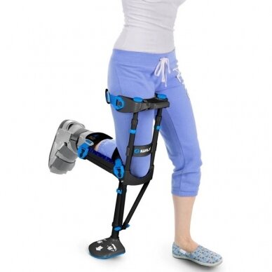 IWALK3.0 CRUTCHES THAT DO NOT REQUIRE HAND STRENGTH 1
