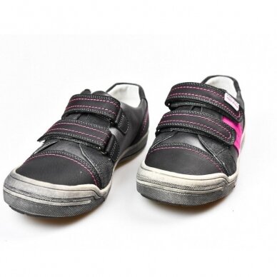 Verea kods shoes 1 Verea kods shoes 1